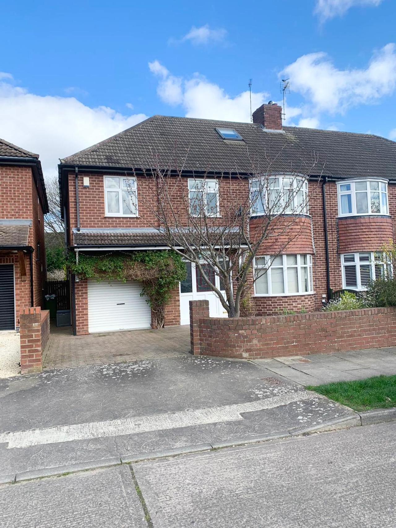 Spacious Five-Bedroom House Close To York Centre - Orchid House Екстериор снимка